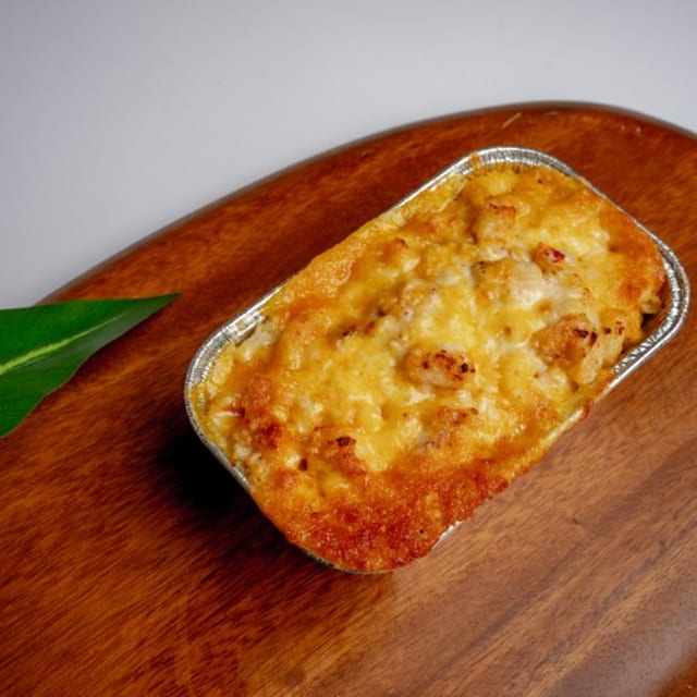 Lobster Mac N Cheese.